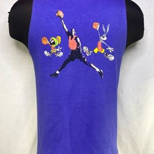 Nike Aerospace Tank Top Shirt Size XL Space Jam Jordan Martian Bugs Grey Tag